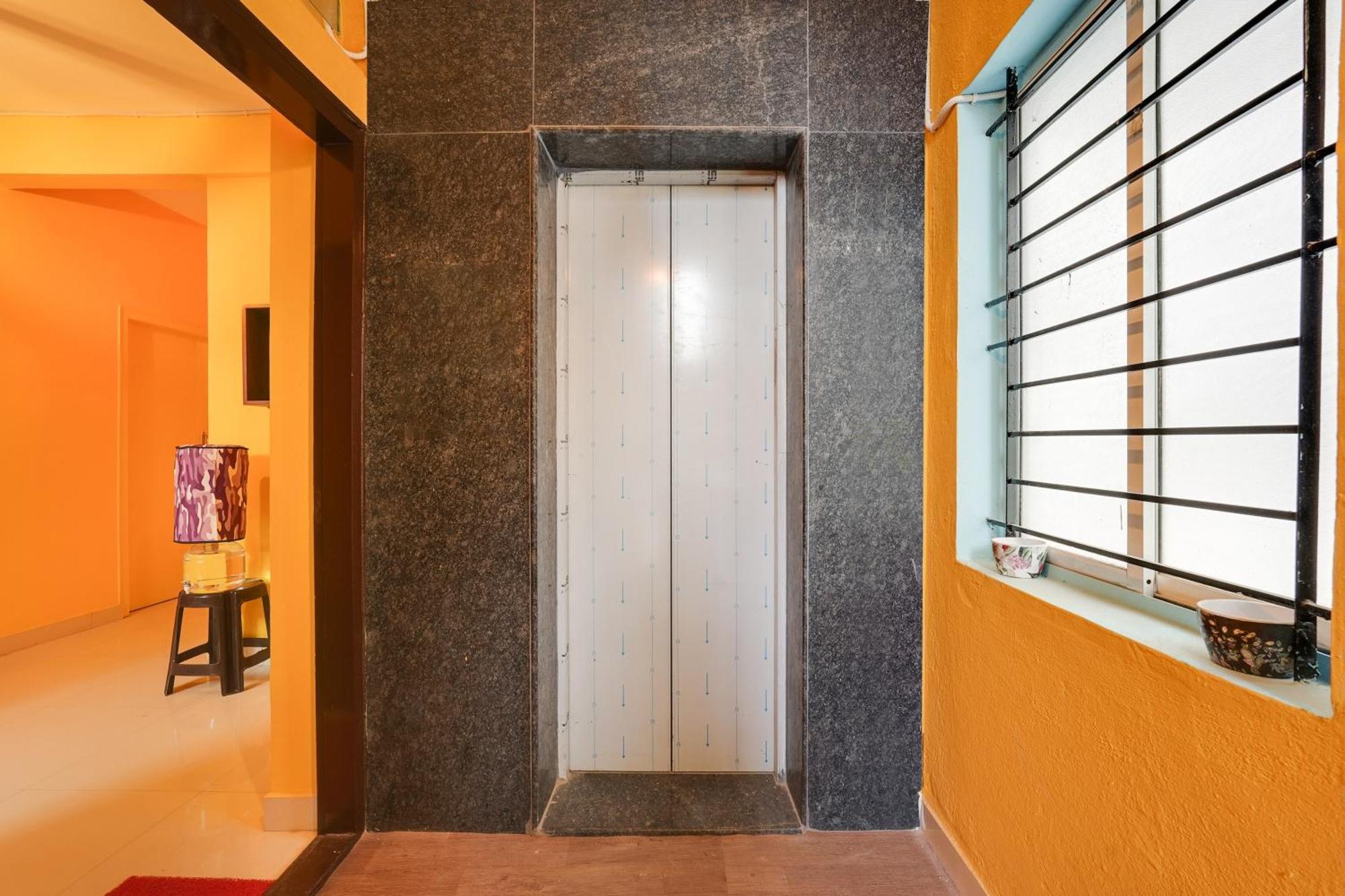 Collection O Veritas Grand Bangalore Exterior photo